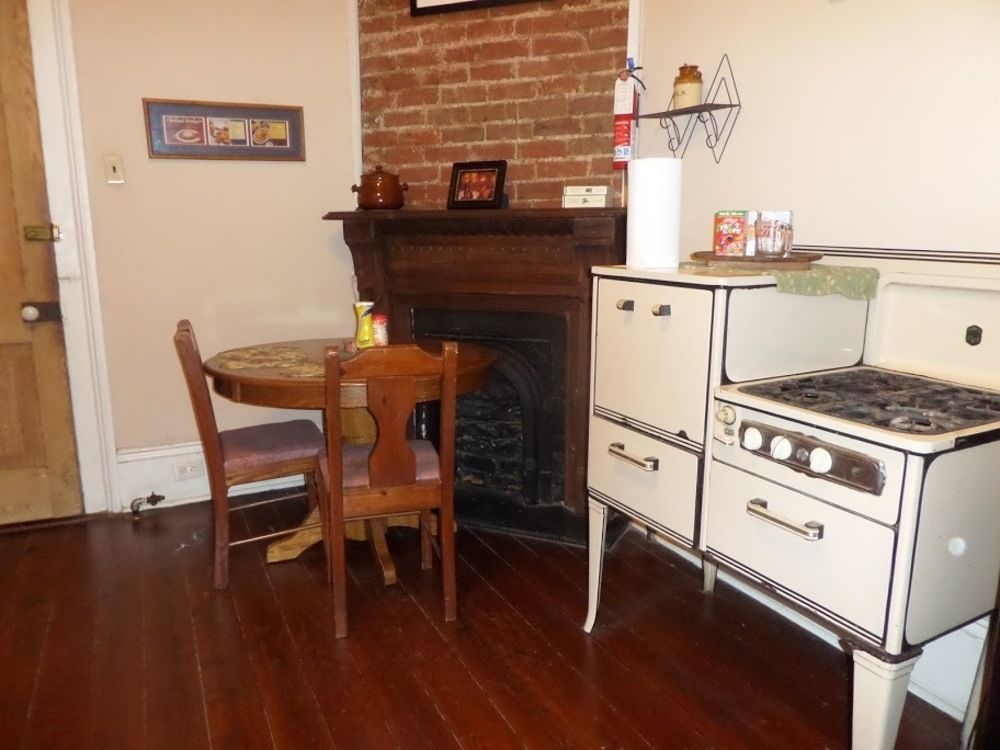 Bed & Breakfast Garden District 2*