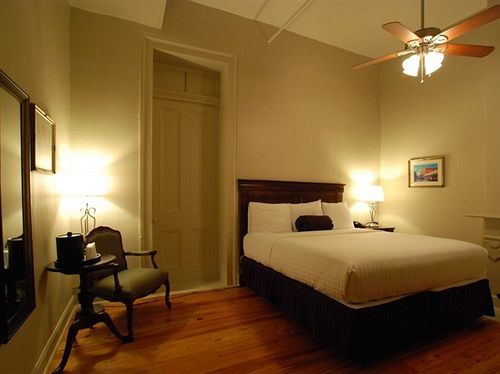 On St. Peter, A French Quarter