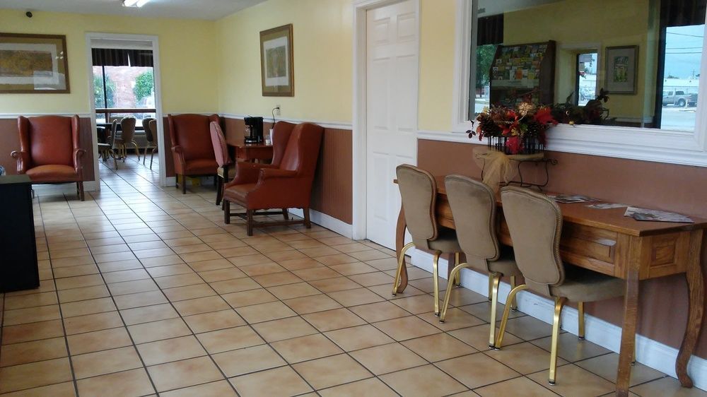 Hotel 10 Extended Stay 2*