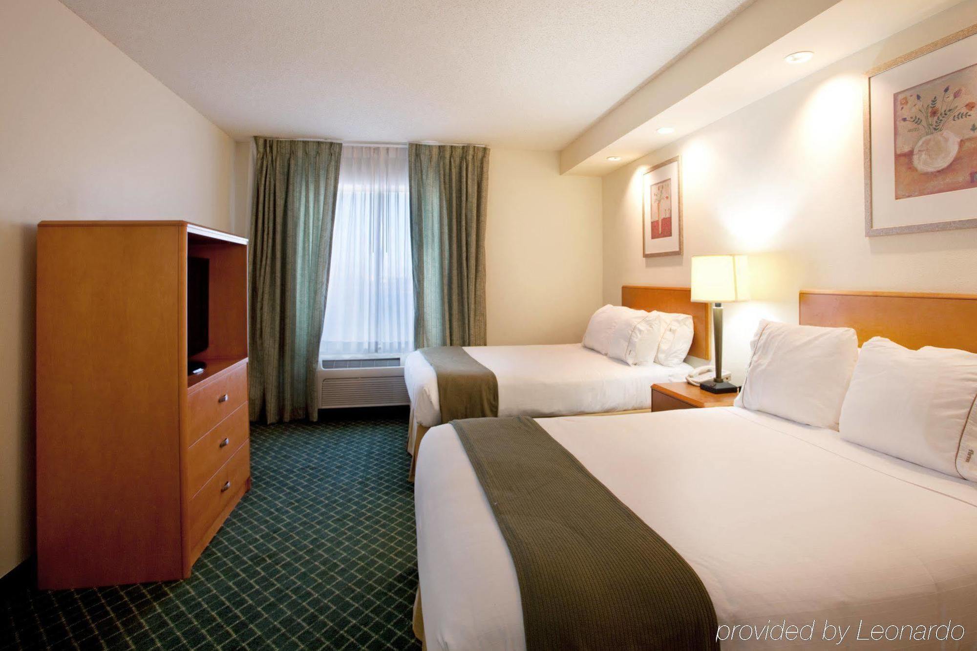Hotel Express East By Ihg New Orleans