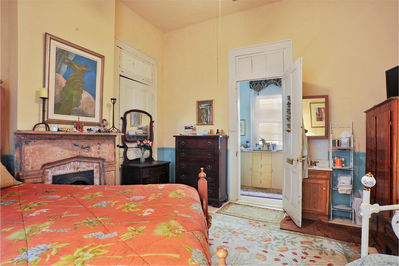La Dauphine Bed & Breakfast