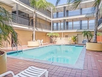 Super 8 By Wyndham New Orleans