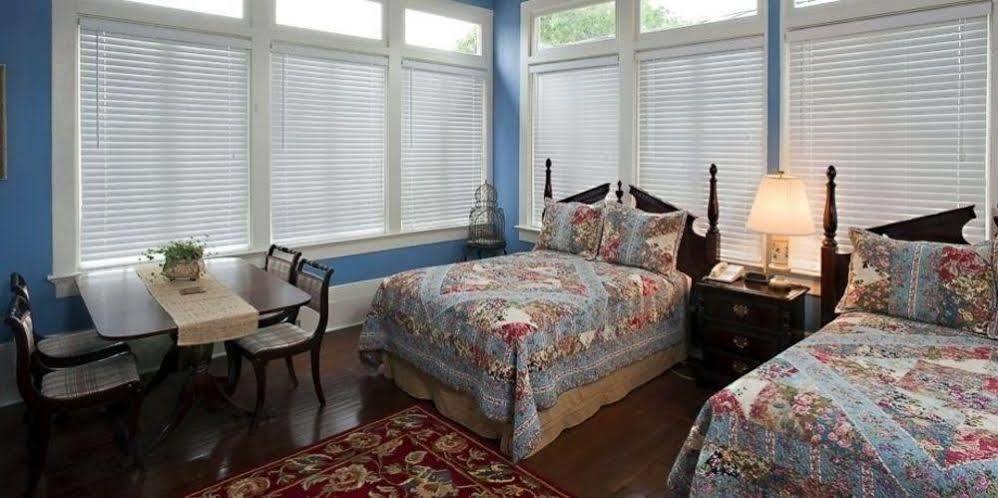 Avenue 2* New Orleans