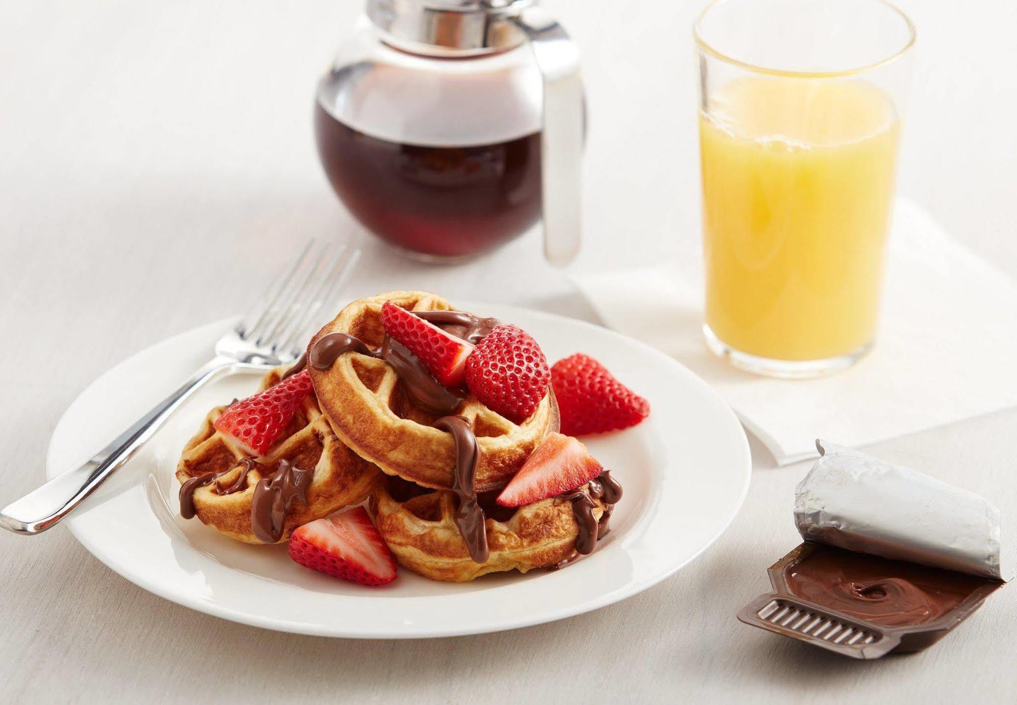 Sonesta Es Convention Center