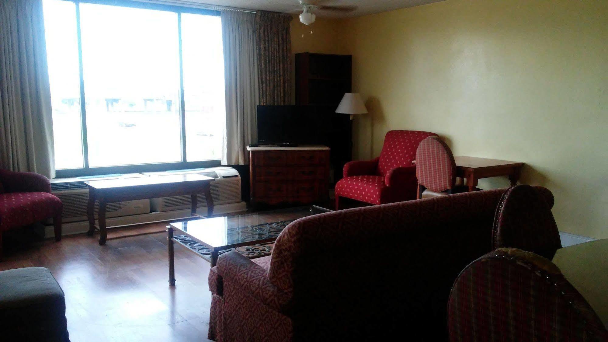Hotel 10 Extended Stay