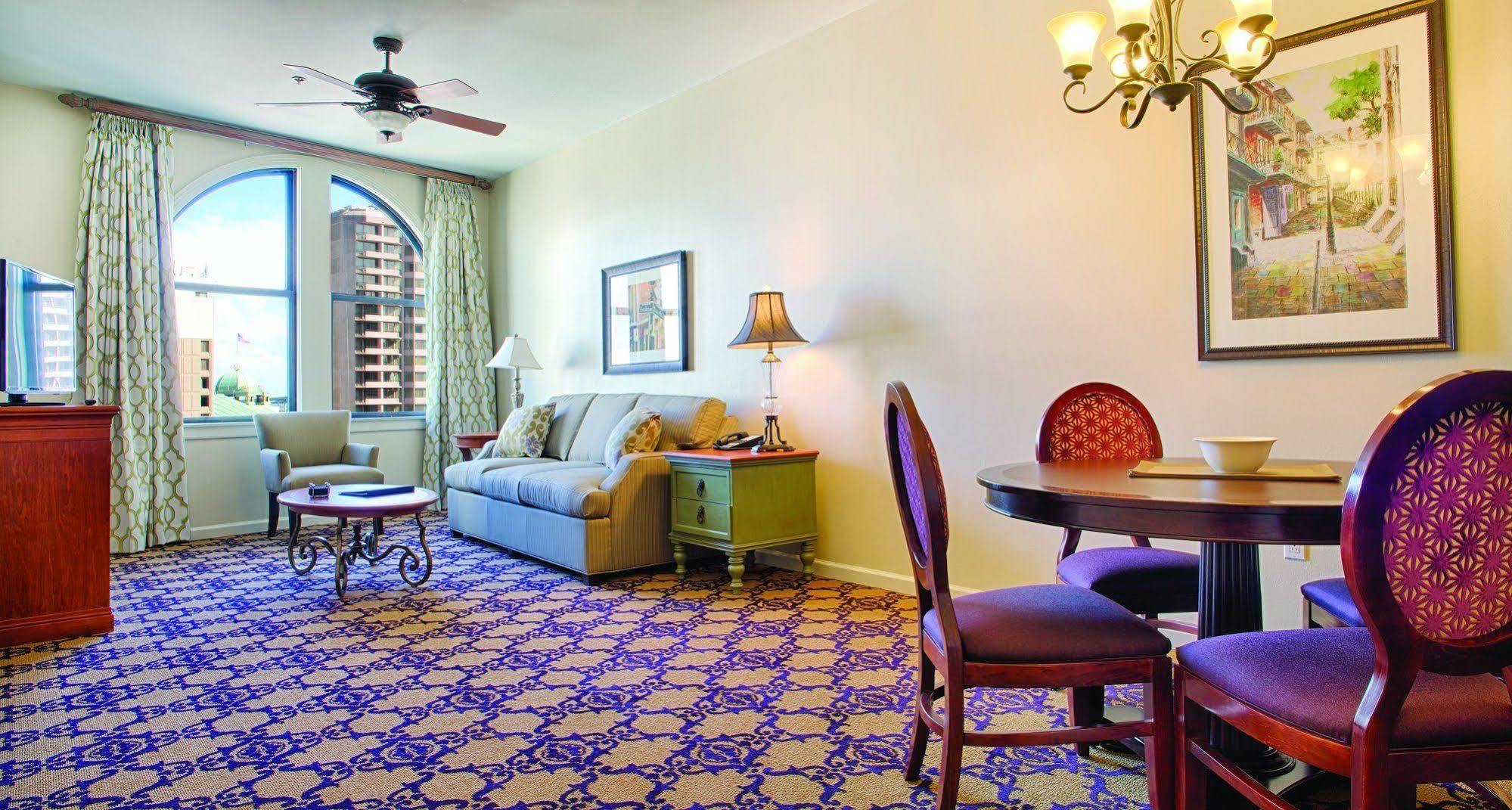 Hotel Wyndham Vr La Belle Maison 3*