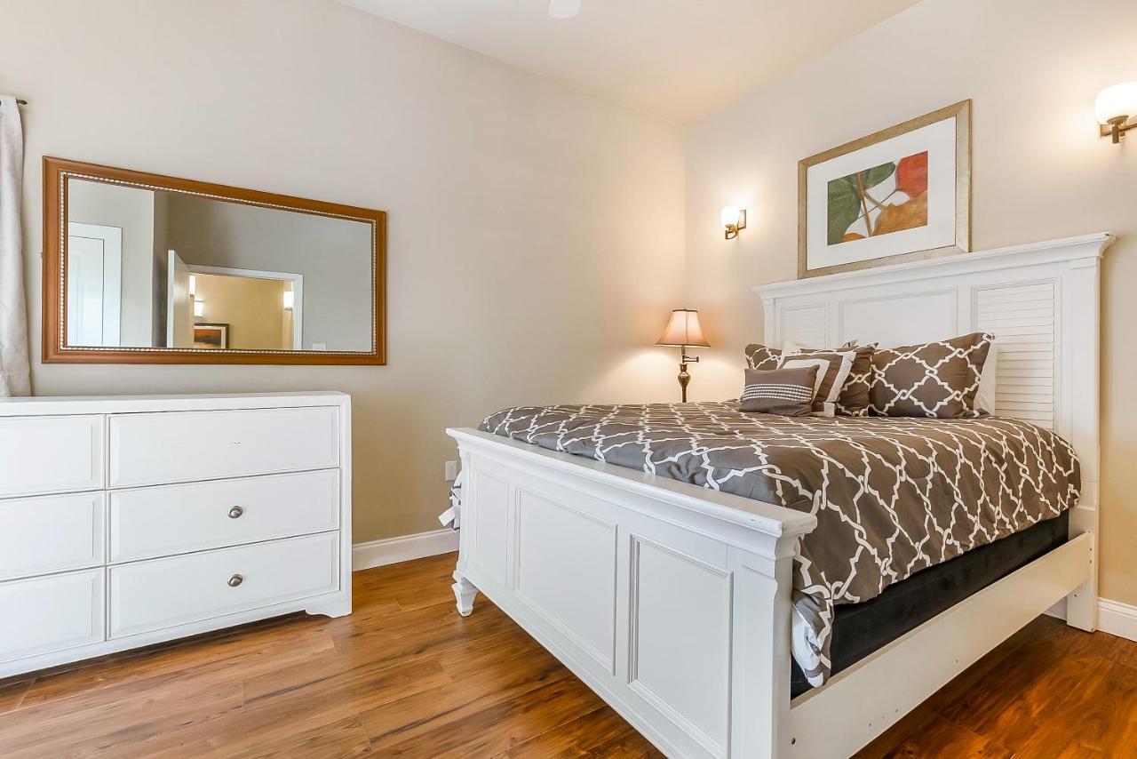 Modern 5br In Nola Apartment