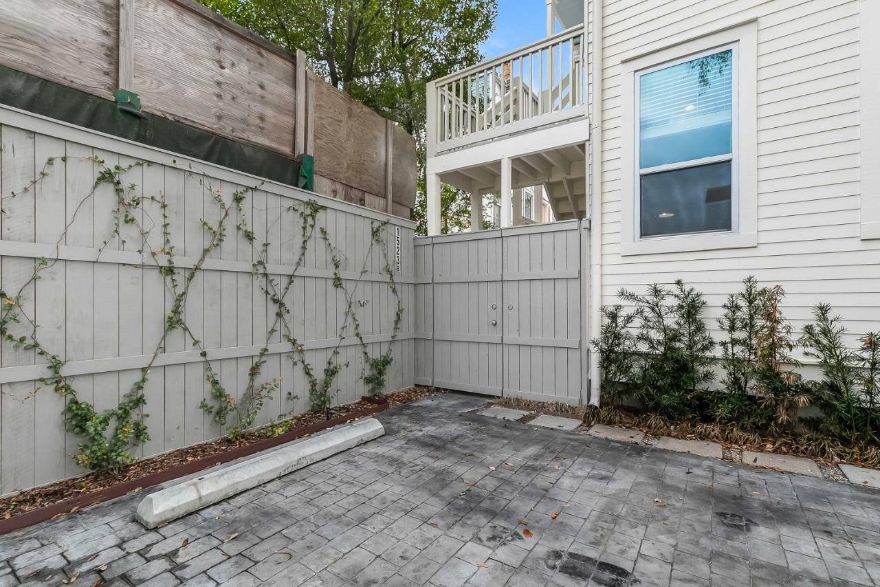 Charming 2br On Carondelet By Hosteeva Apartment *