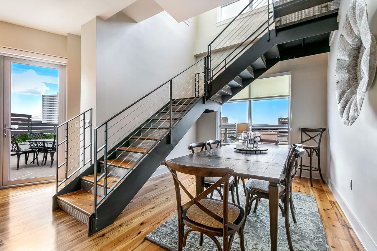 Apartment 2 Bedroom Elegant In Downtown