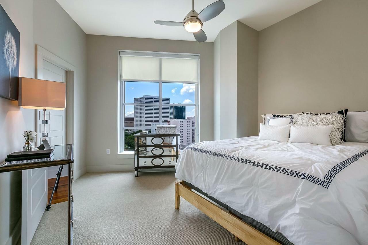 2 Bedroom Elegant In Downtown New Orleans