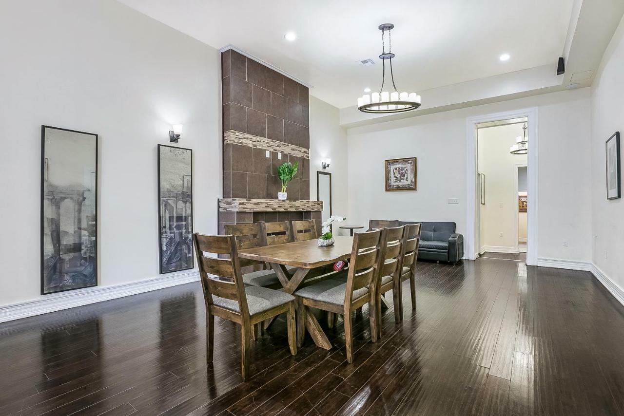 Stylish 4br In Downtown By Hosteeva Aparthotel 4*
