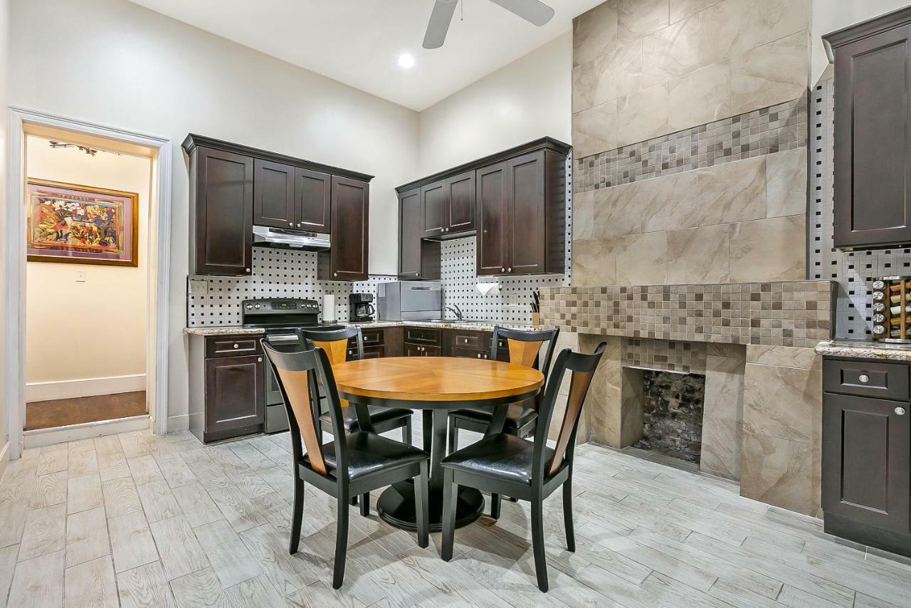 Stylish 4br In Downtown By Hosteeva New Orleans