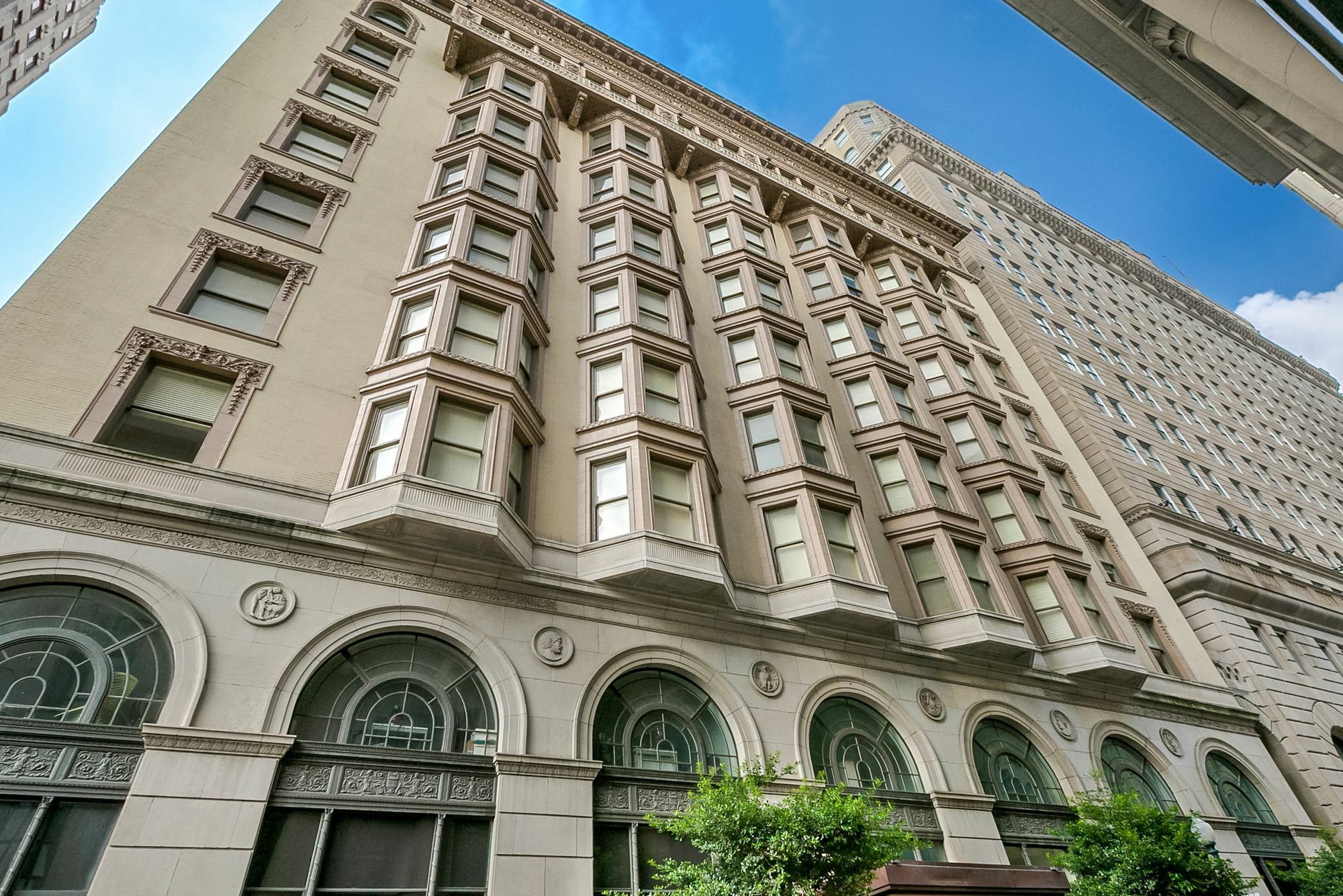Expansive 1br In C.b.d. By Sonder *