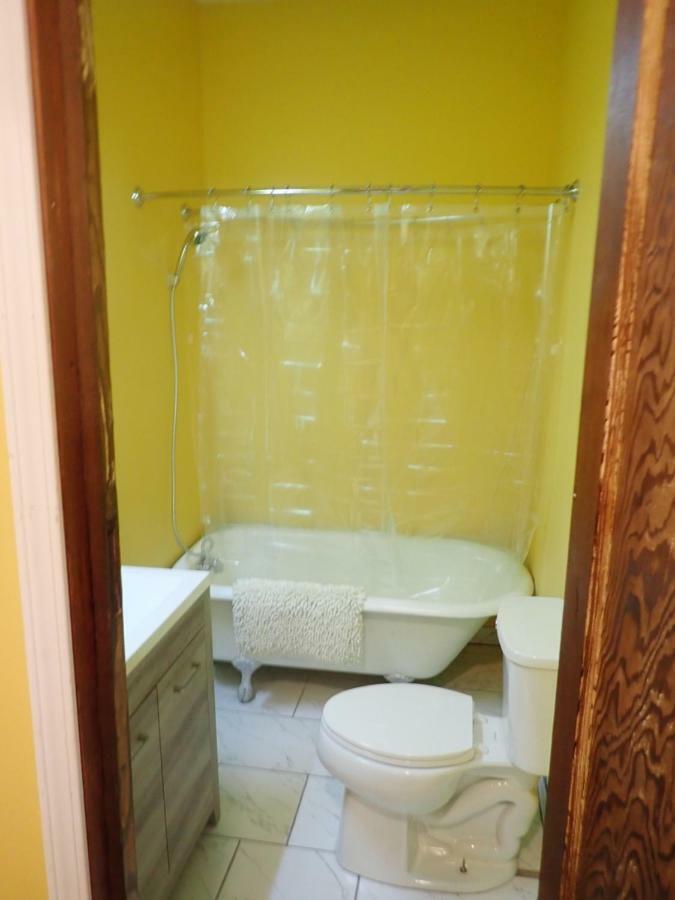 Historic Modern Uptown Ll Apartment