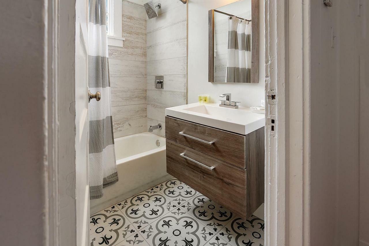 Holiday home Modern Victorian House With Relaxing Courtyard - Near Fq New Orleans