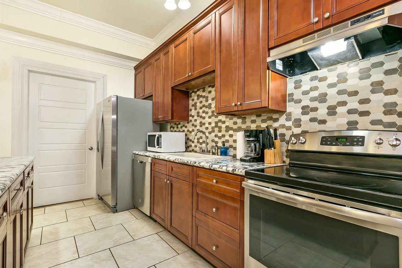 Apartment Modern 4br 5min Drive To Fq *