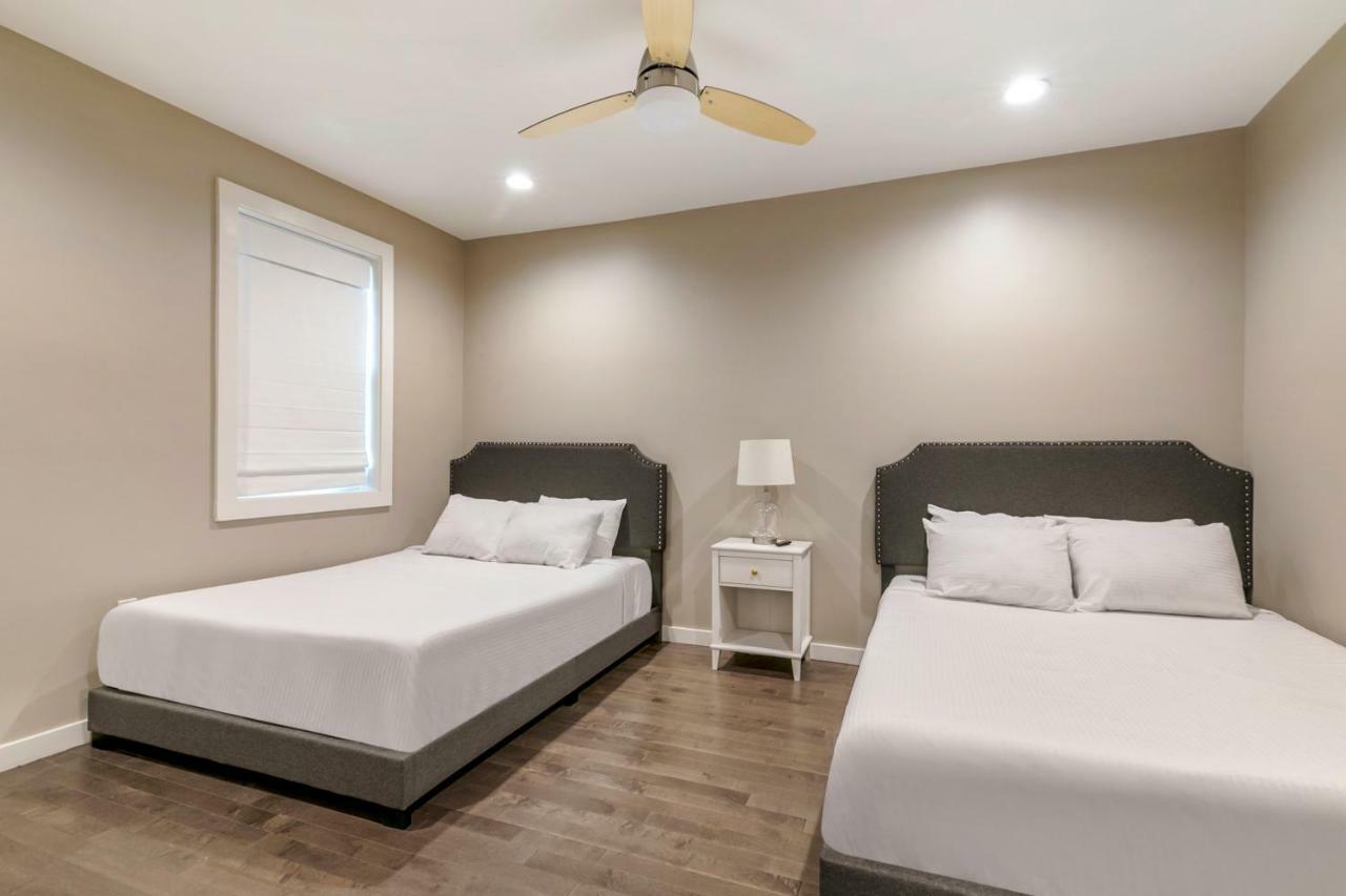 Modern 4br With Amenities Holiday home