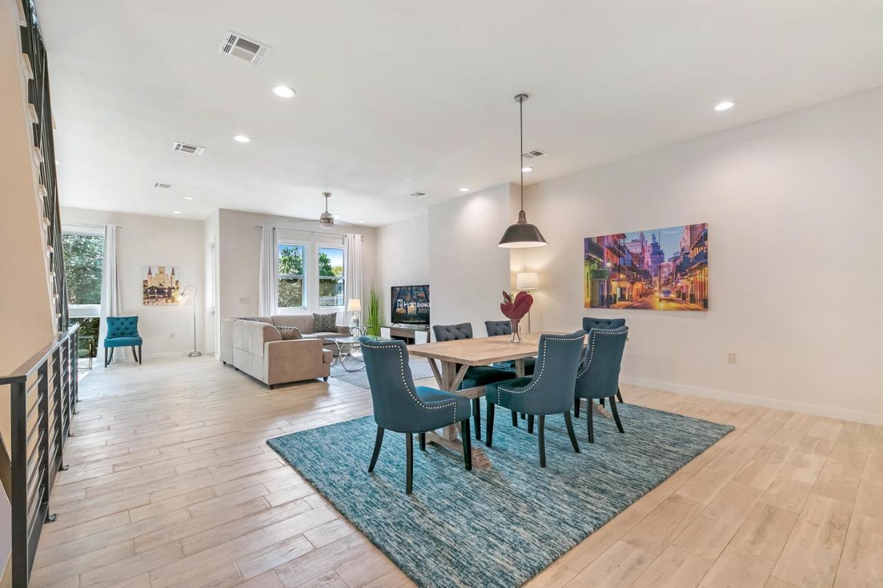 Townhouse Near Attractions Holiday home New Orleans