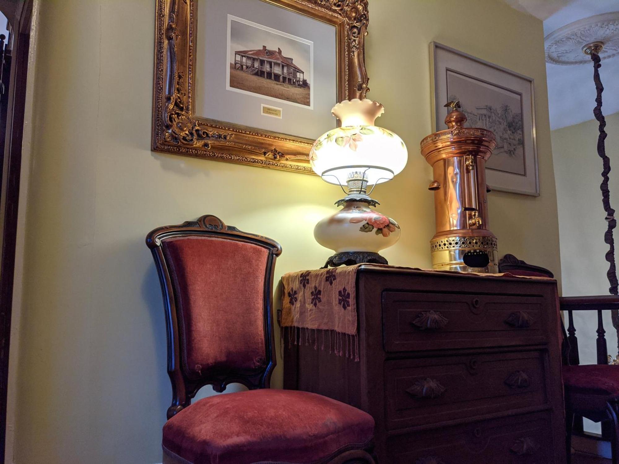 Parisian Courtyard Bed & Breakfast New Orleans