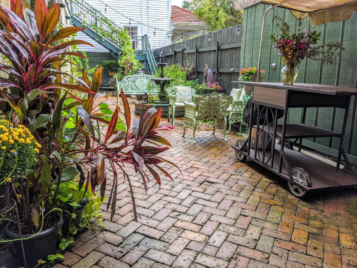 Parisian Courtyard Bed & Breakfast New Orleans