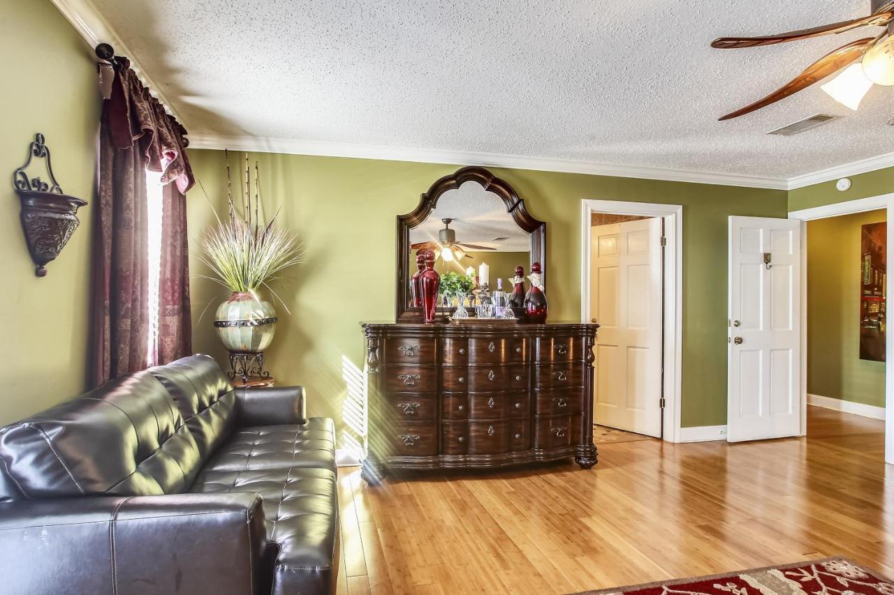 Lovely Only 15mins From Downtown Nola New Orleans