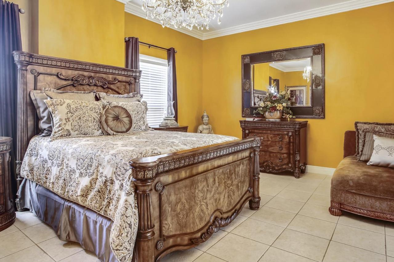 Holiday home Lovely Only 15mins From Downtown Nola New Orleans