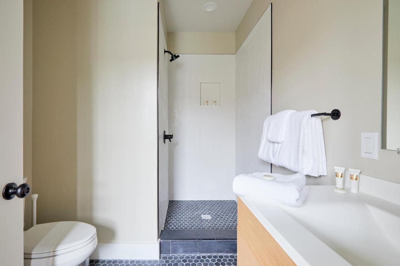 Sonder — Oakview Aparthotel New Orleans