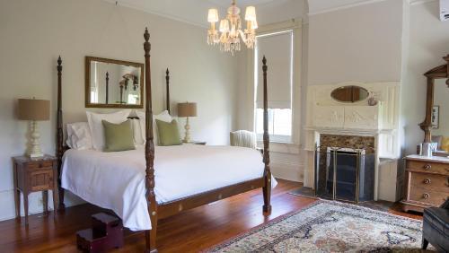 Hotel Sully Mansion 3*